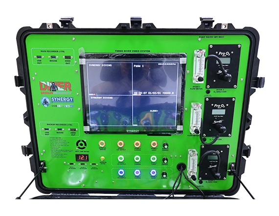 Three Diver Nitrox Panel, D037